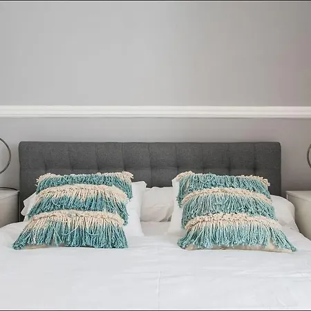 Zaire Retreat Apartman Lisboa